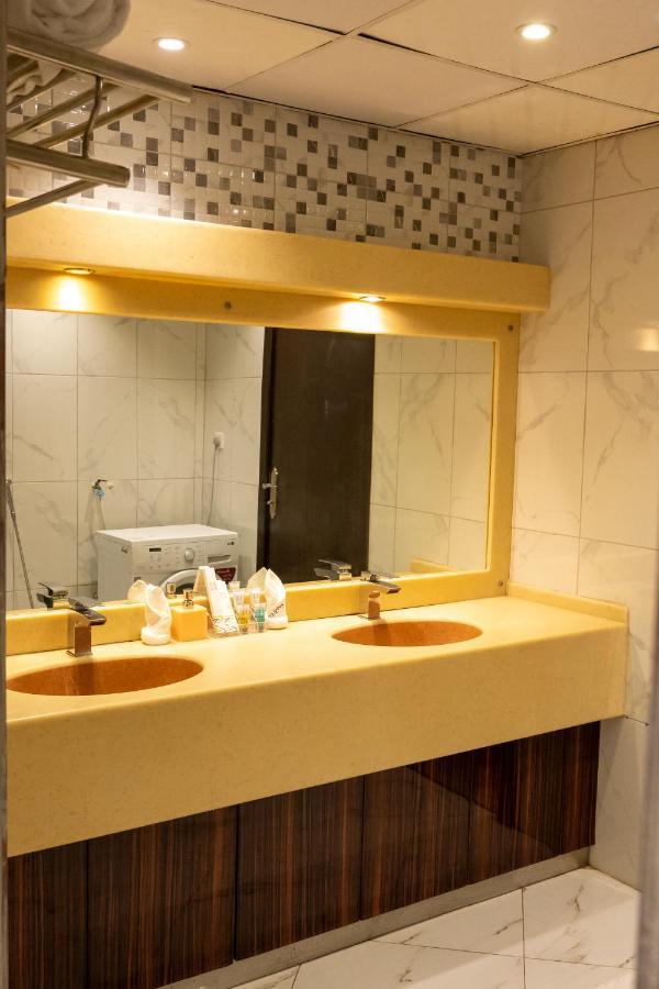 Elite Al Hamra - Al Cornich Aparthotel Djedda Buitenkant foto
